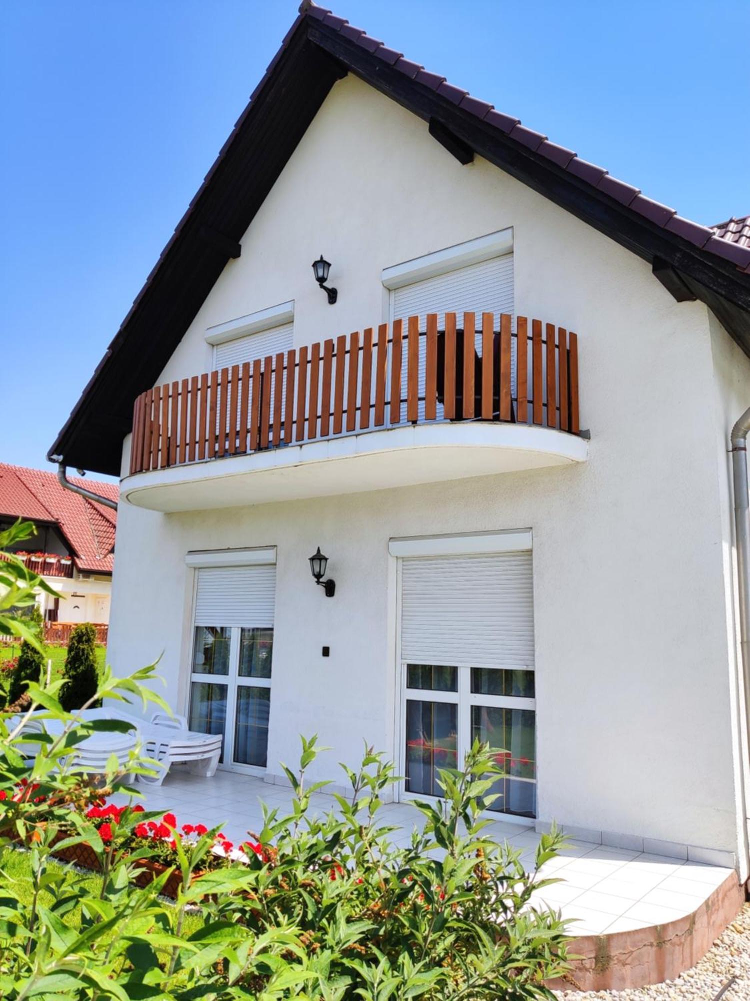 Havasi Vendégház Gyenesdiás Exterior foto