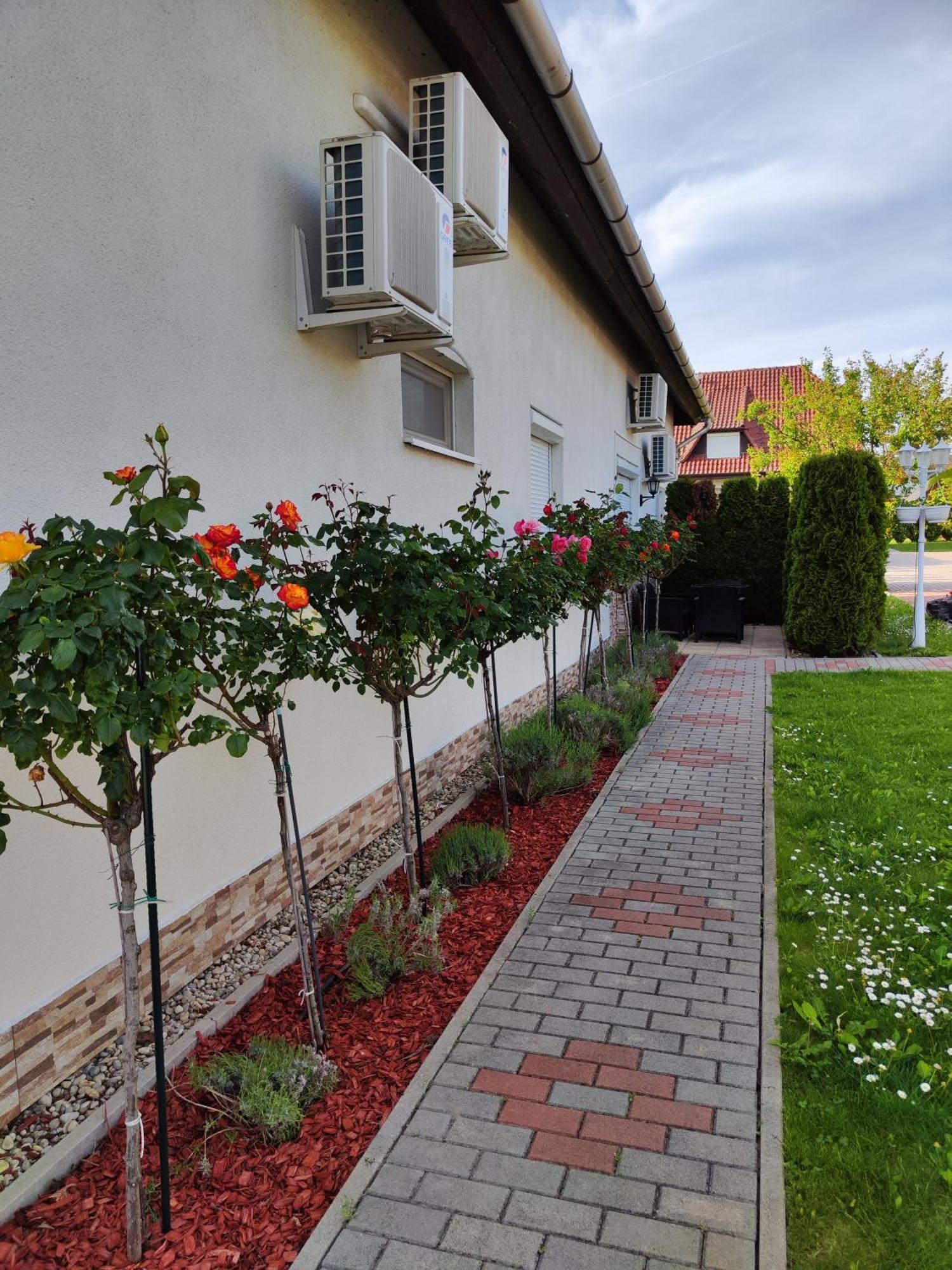 Havasi Vendégház Gyenesdiás Exterior foto